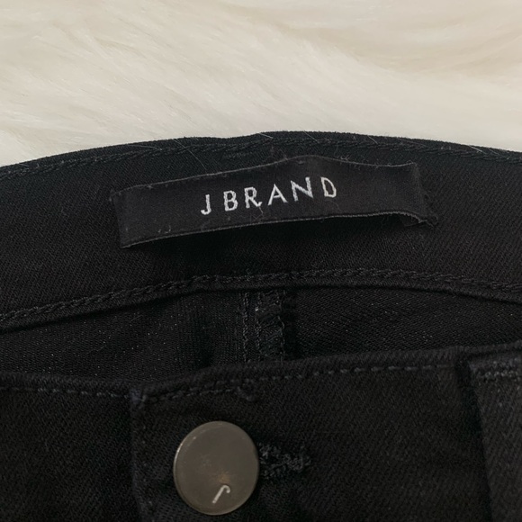 Like New! Jeans Bundle - Picture 14 of 15